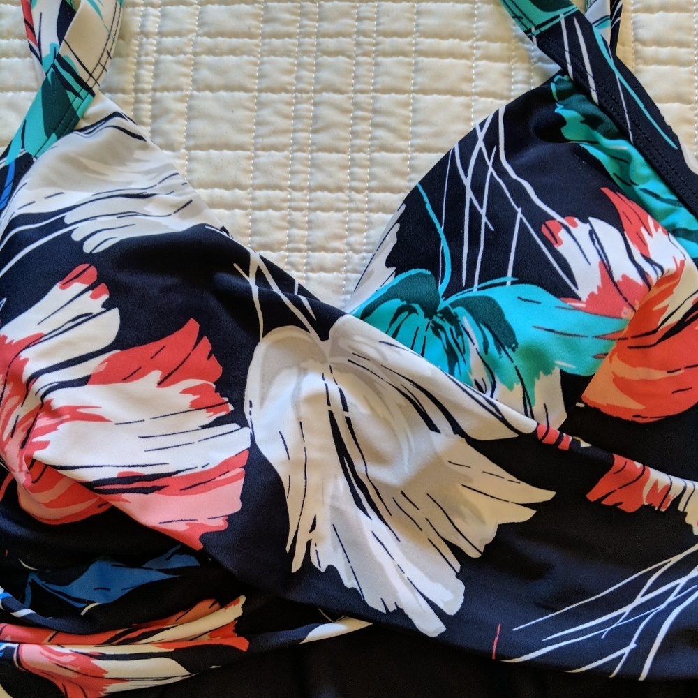 Croft and Barrow Women's Sz 20 One Piece Swim Suit